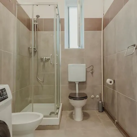 Rofesi Apartman Trieszt